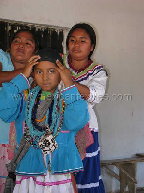malinche2_04 (1).JPG - Village of Cora Indian with examples of town, mountains, people, costume, textiles, costume and spiritual life